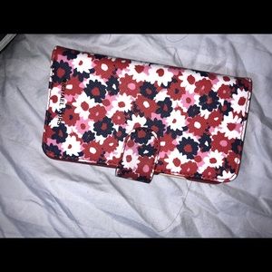 Michael Kors case wallet